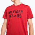 Herren Tommy Hilfiger Grafik-Trainings-T-Shirt rot 4