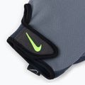 Herren Trainingshandschuhe Nike Essential grau NLGC5-044 4