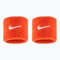 Schweißbänder fürs Handgelenk Nike Swoosh Classic Wristbands 2 St. team orange/white