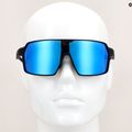 GOG Kronos mattschwarze/polychromatische weiß-blaue Sonnenbrille 10
