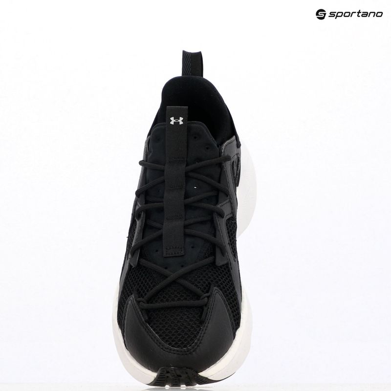 Schuhe Under Armour Infinite MVMNT SE black/white/metallic silver 14