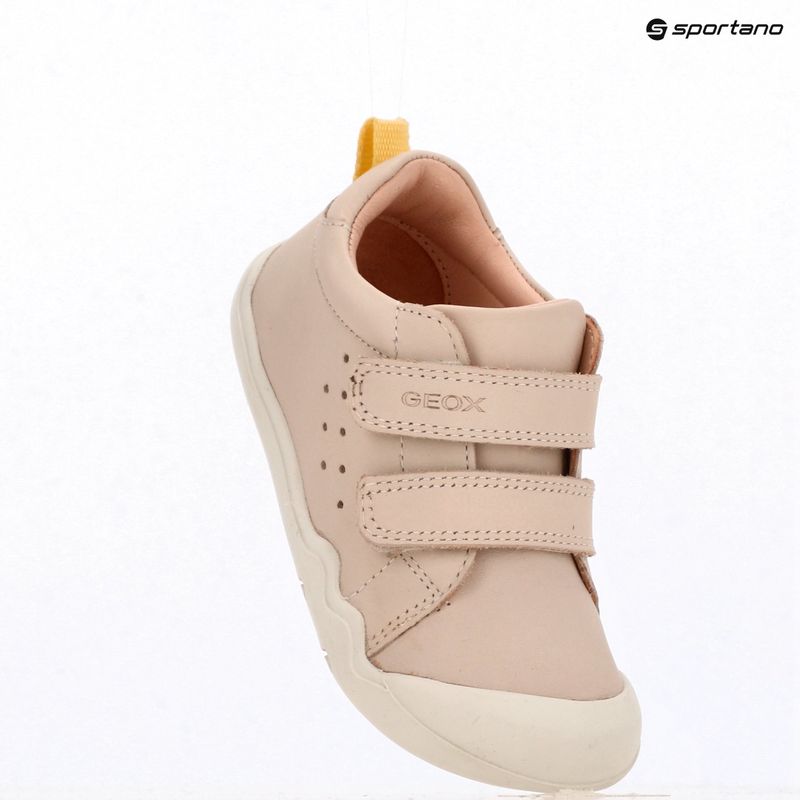 Geox Steppieup hell elfenbein Kinder Barfußschuhe 17