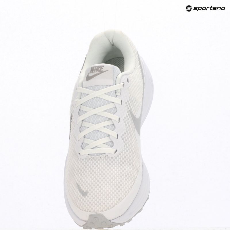 Damen-Laufschuhe Nike Revolution 8 white/pure platinum 18