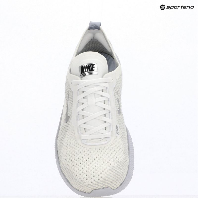 Damen Trainingsschuhe Nike Free 2025 white/ghost/metallic silver 11