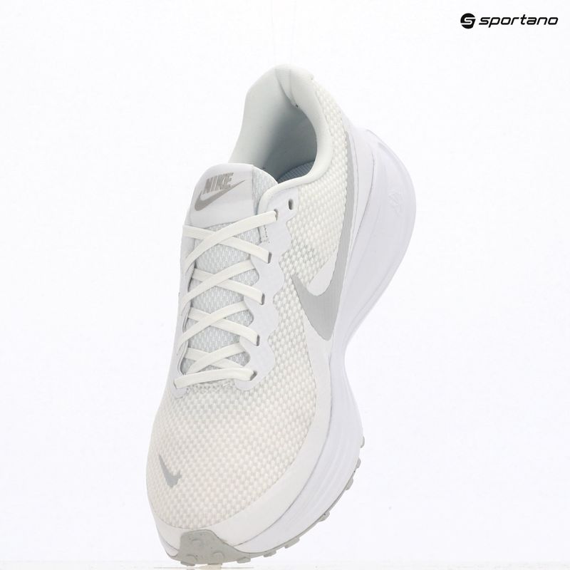 Herren-Laufschuhe Nike Revolution 8 white/pure platinum 9