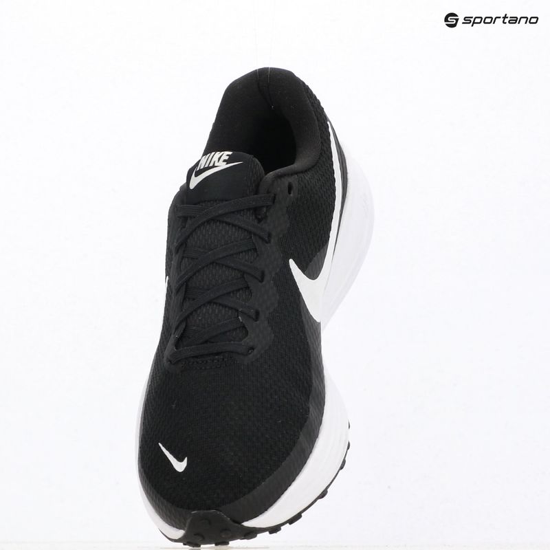 Damen-Laufschuhe Nike Revolution 8 Extra Wide black/black/white 11