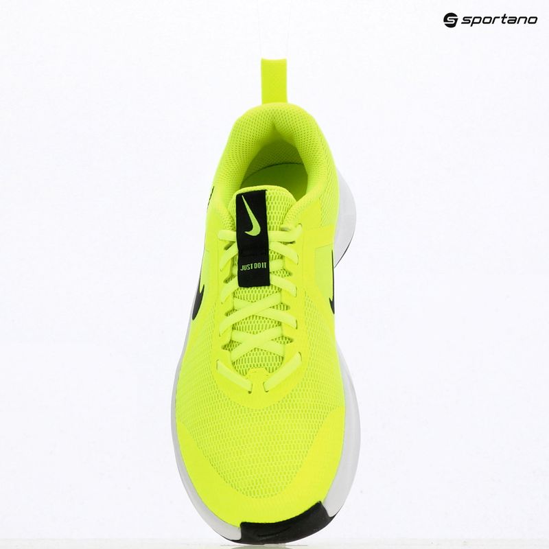 Herren Trainingsschuhe Nike MC Trainer 3 volt/white/black 9