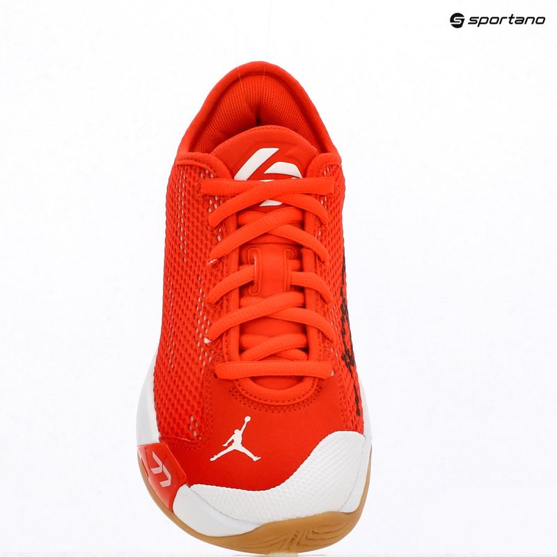 Kinder-Basketballschuhe Nike Jordan Luka 77 GS Jr chile red/gum light brown/white 17