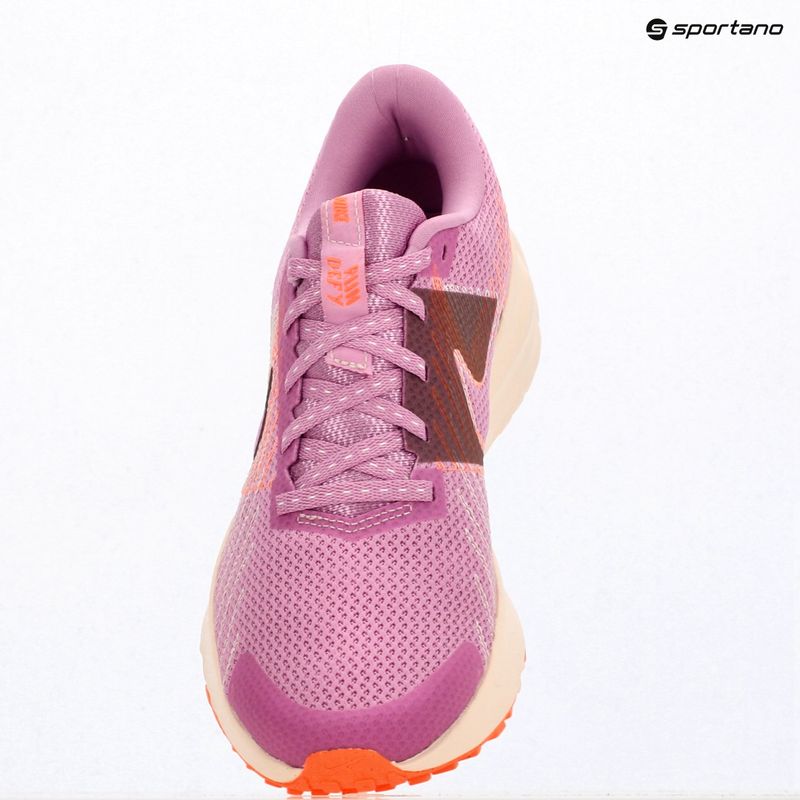Laufschuhe für Damen Nike Run Defy light magenta/chalk/orange pulse/black 6