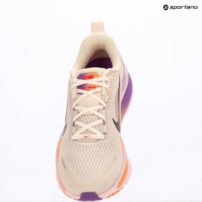 Laufschuhe für Damen Nike Vomero 18 chalk/pink foam/bright violet/tattoo 6