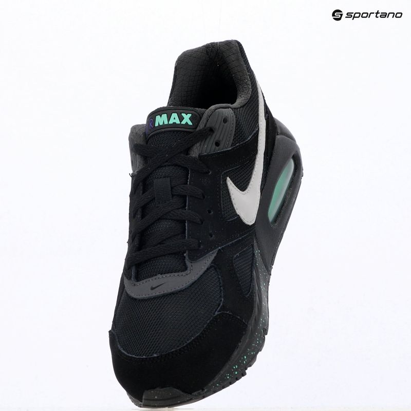 Herren-Sneaker Nike Air Max IVO black/green glow/matte silver 18