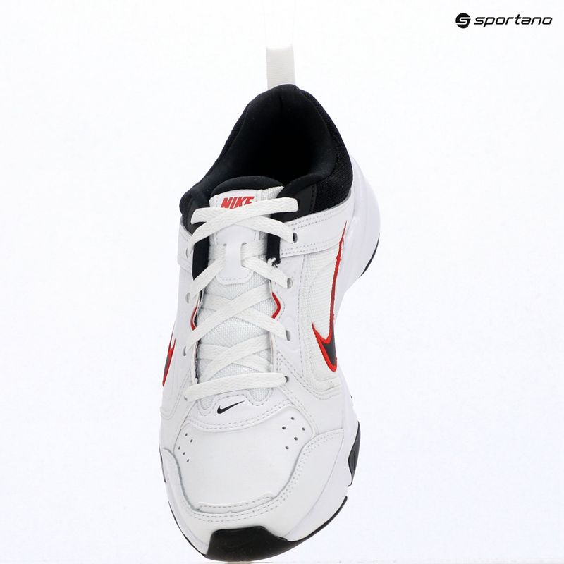 Herren Trainingsschuhe Nike Defy All Day white/university red/black 17