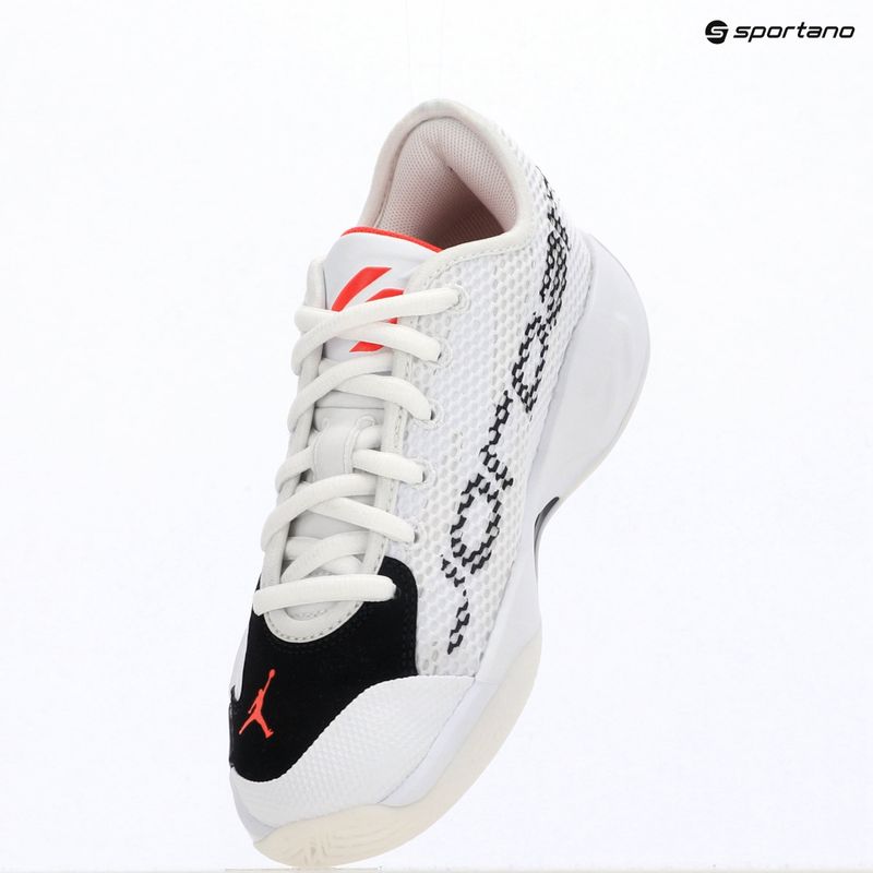 Kinder-Basketballschuhe Nike Jordan Luka 77 GS Jr white/black/sail/bright crimson 12