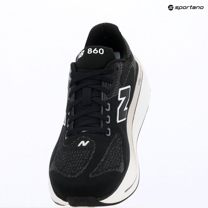 Damen-Laufschuhe New Balance Fresh Foam 860's V15 black/ 103 white 17