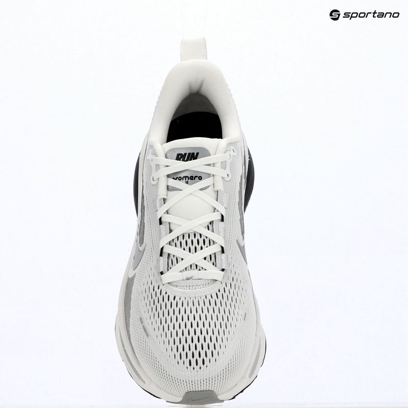 Herren-Laufschuhe Nike Vomero 18 summit white/metallic silver-black 13