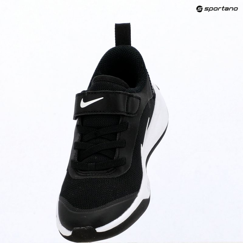Kinderschuhe Nike Omni Multi-Court black/white 14