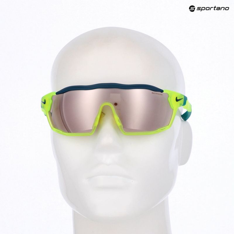 Sonnenbrille Nike Show X Rush matte volt/chrome mirror 9