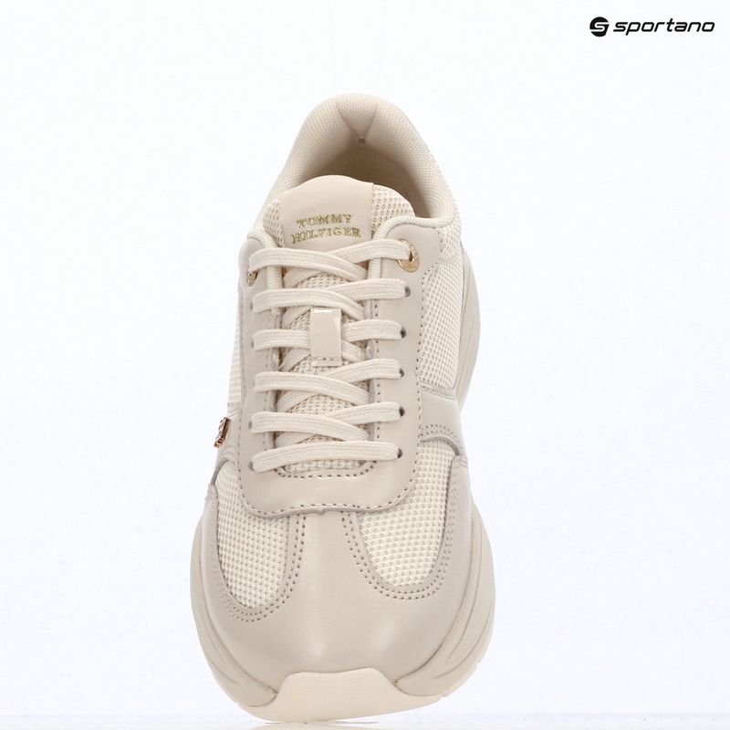 Damen-Schuhe Tommy Hilfiger ModernRunner Shiny Leather soft cream 9
