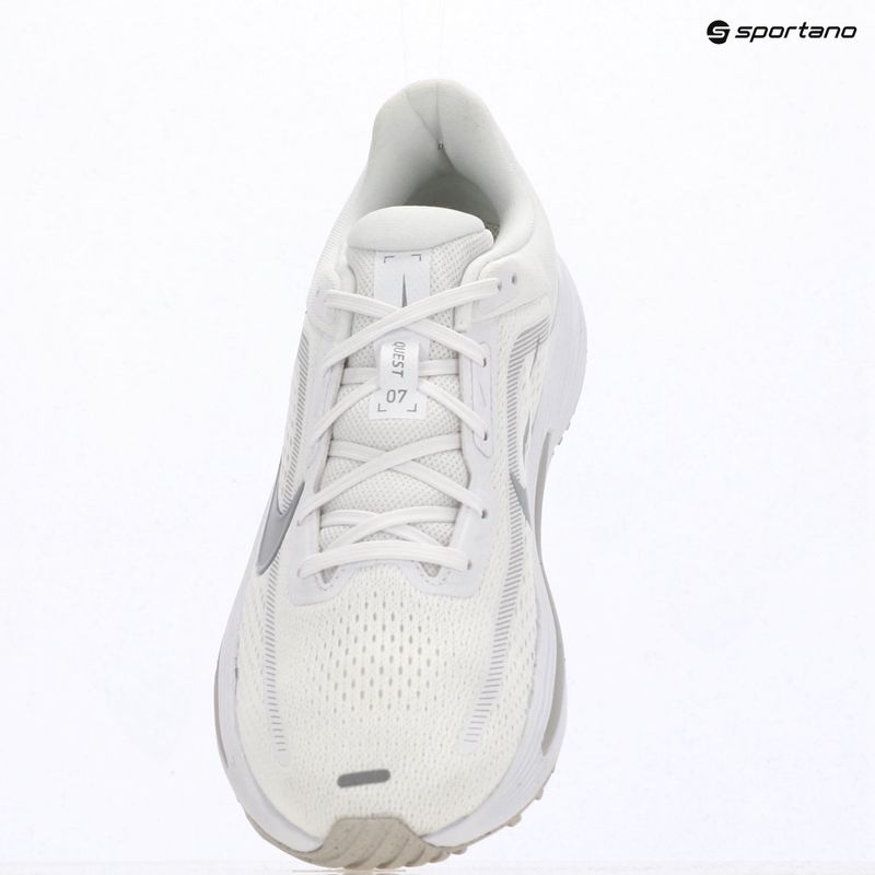 Herren-Laufschuhe Nike Quest 7 white/vast grey/vast grey/wolf grey 10