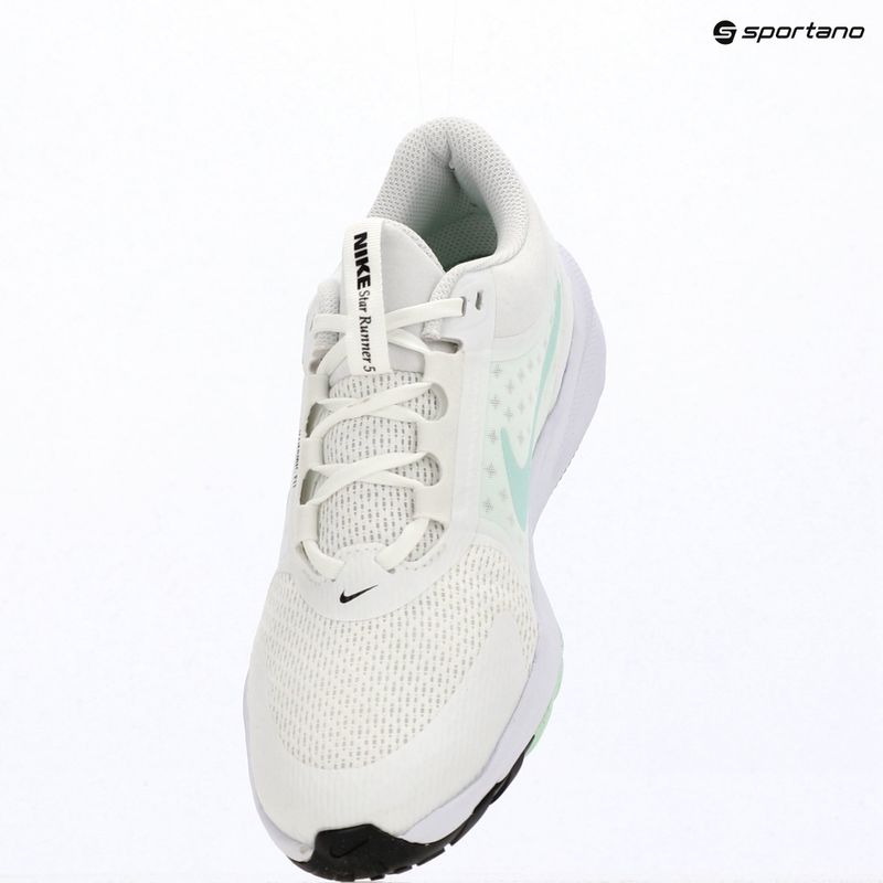 Kinder-Laufschuhe Nike Star Runner 5 summit white/black/arctic green 8