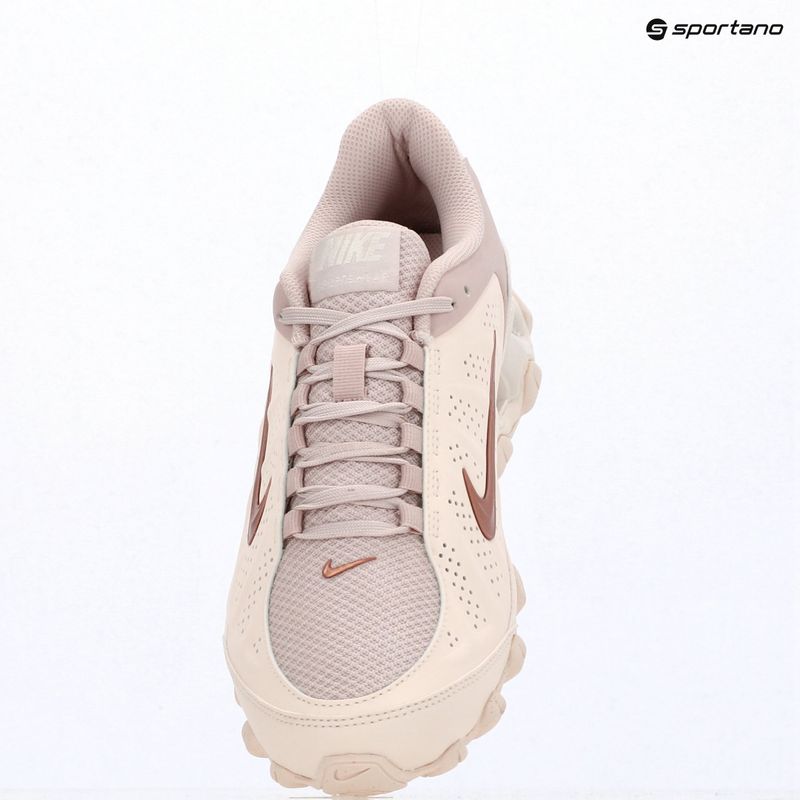 Damen-Schuhe Nike Reax 8 SL chalk/silt red/sail/metallic red bronze 7
