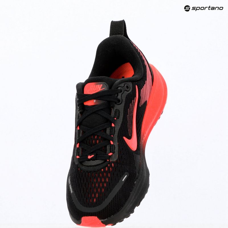 Nike Vomero 18 Laufschuhe schwarz/university red/bright crimson 8