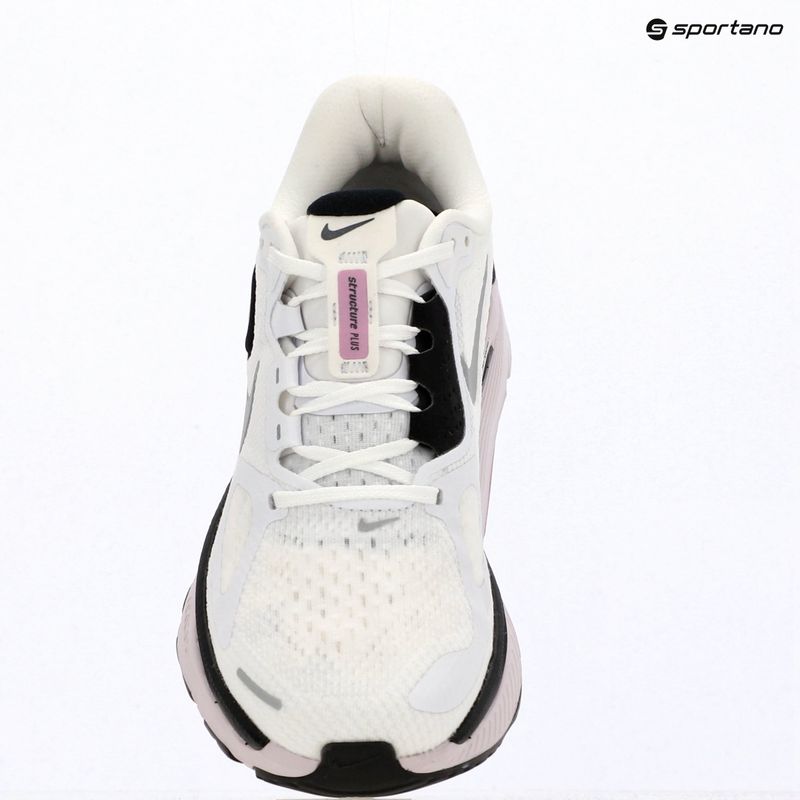 Laufschuhe für Damen Nike Structure Plus white/black/metallic silver 14