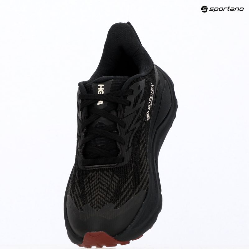 Laufschuhe für Damen HOKA Challenger 8 GTX black/varsity burgundy 10