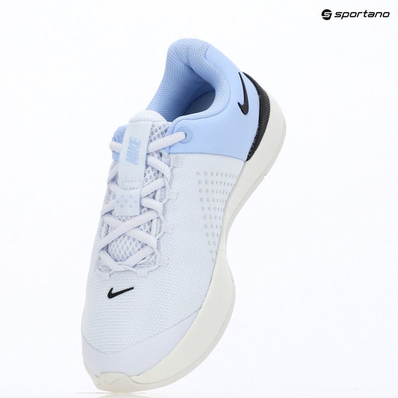 Damen Trainingsschuhe Nike MC Trainer 4 football grey/aluminum/off white/black 17