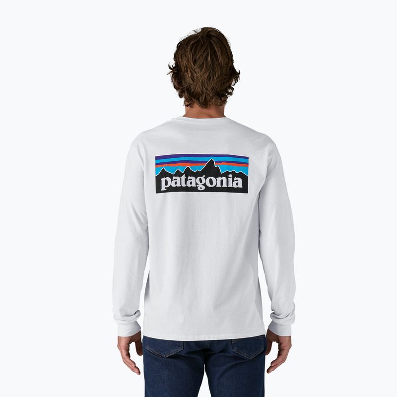 Herren Patagonia P-6 Logo Responsibili Longsleeve weiß 2