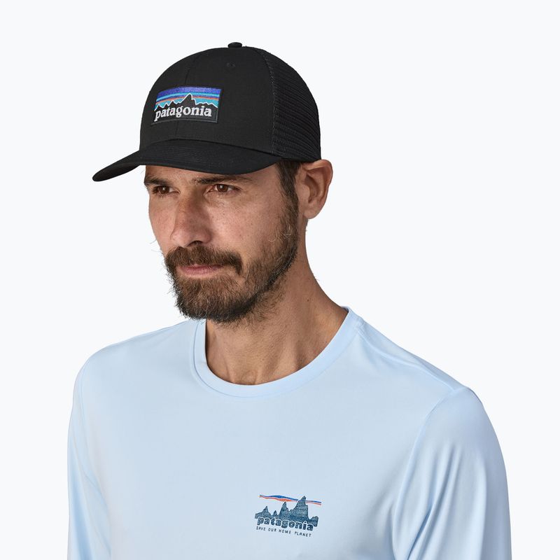 Patagonia P-6 Logo Trucker Kappe schwarz 3