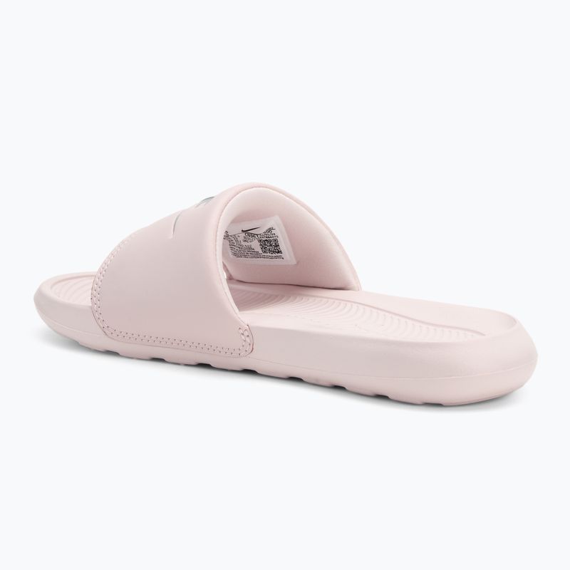 Nike Victori One Slide Damen Flip Flops kaum rosa/kaum rosa/metallisch silber 3