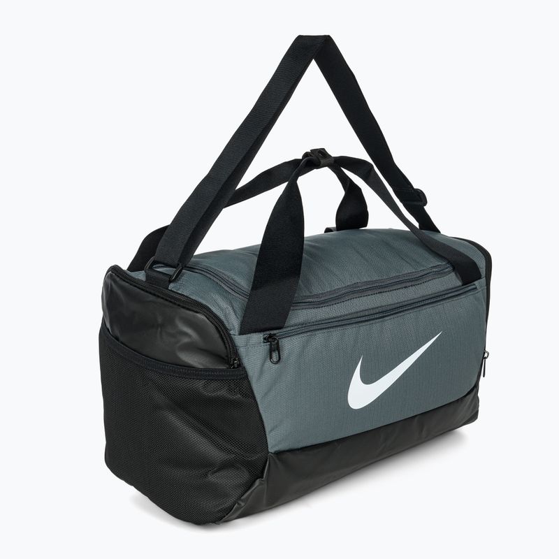 Nike Brasilia Trainingstasche 9.5 41 l grau/schwarz/weiß 2