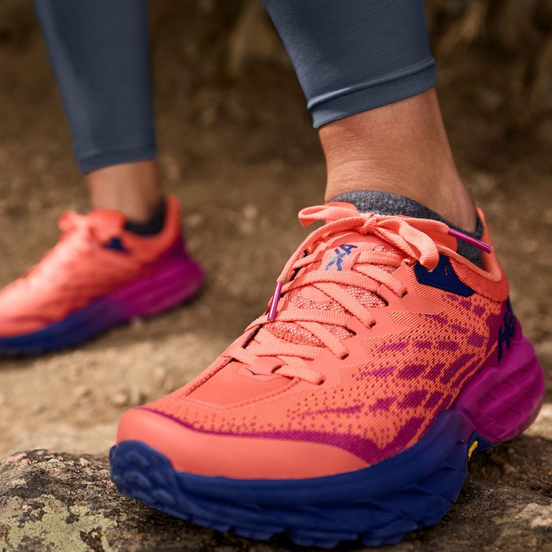 Damen Laufschuhe HOKA Speedgoat 5 Wide Festival fuchsia/camellia 11