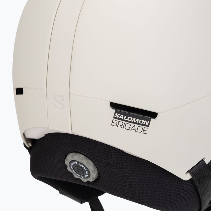 Skihelm Salomon Brigade Round Fit rainy day 10