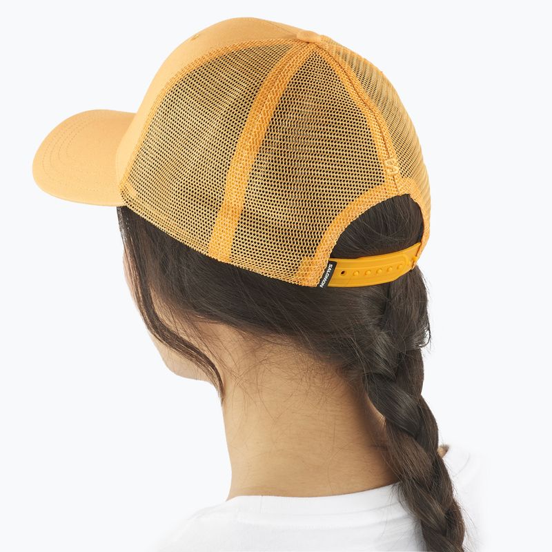 Salomon Trucker Baseballkappe in Aprikose 3