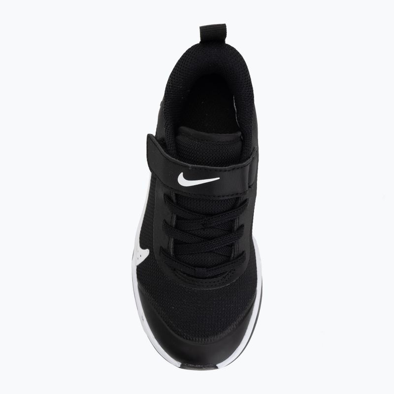 Kinderschuhe Nike Omni Multi-Court black/white 5