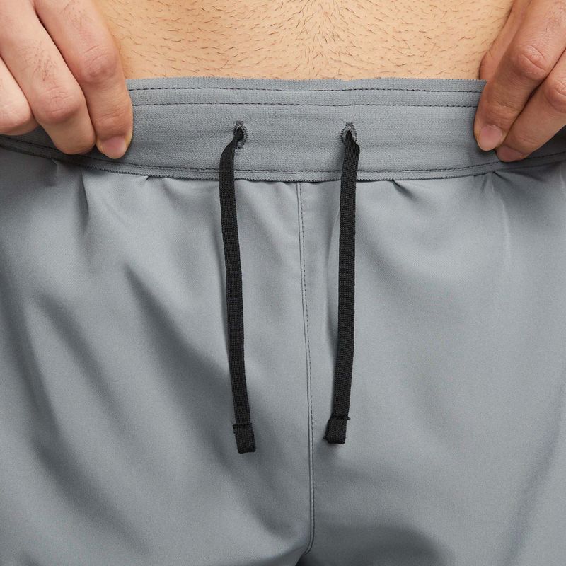 Herren-Shorts Nike Challenger Dri-Fit smoke grey/smoke grey 7