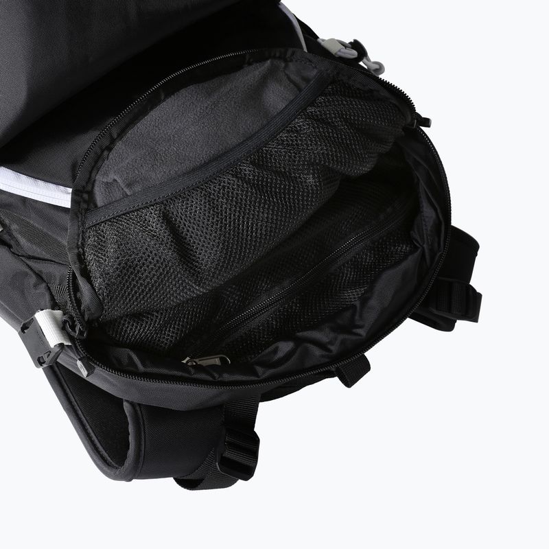The North Face Snomad 34 l schwarz/weiss Snowboard-Rucksack 5
