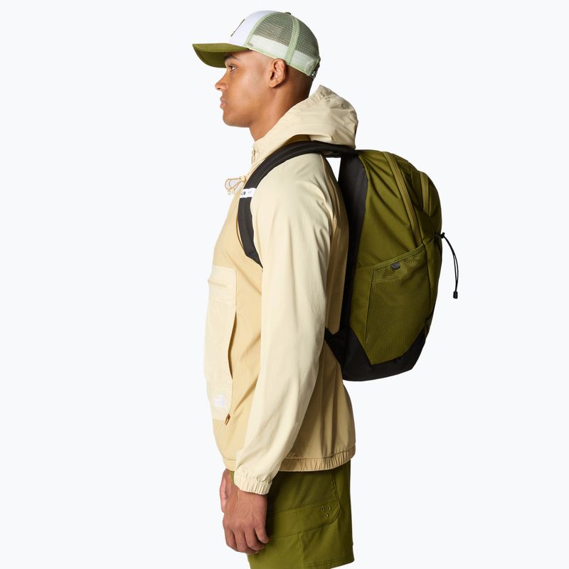 The North Face Rodey 27 l Wald oliv/neu taupe urban Rucksack 7