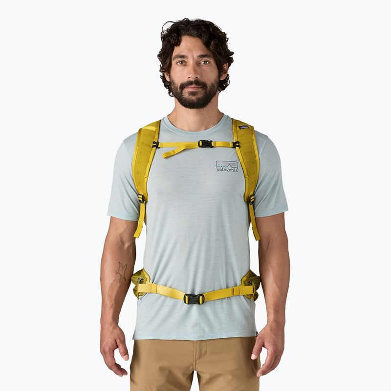 Patagonia Terravia Pack 22 l M grasgrüner Rucksack 4