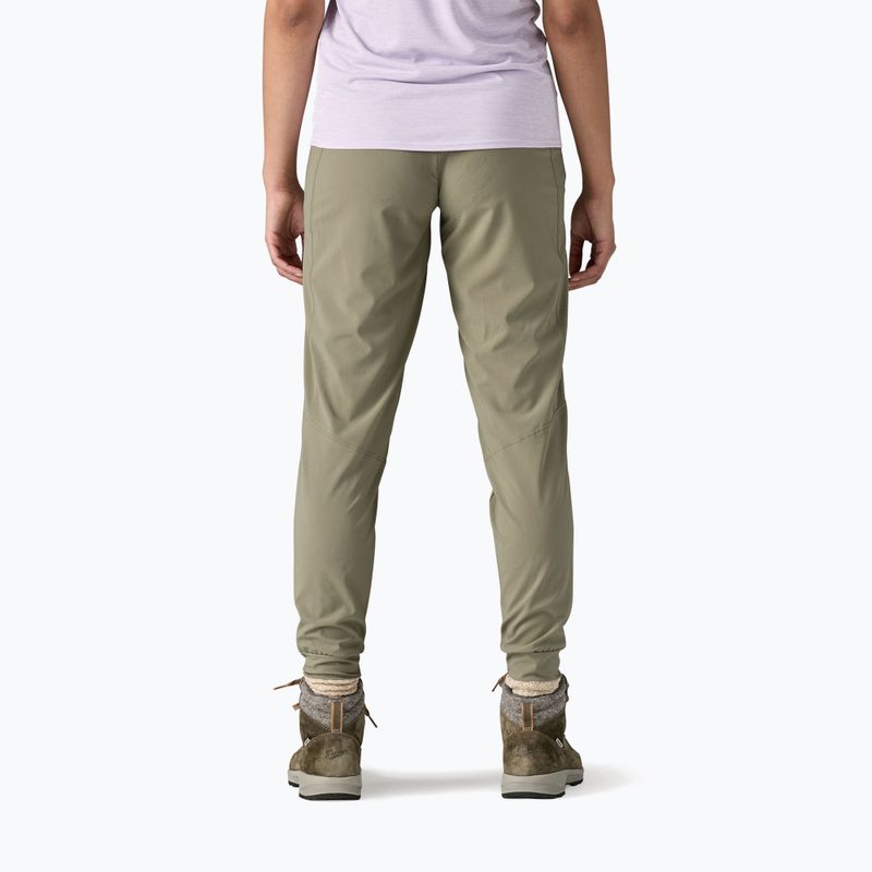 Damen Patagonia Terrebonne Jogger Fluss Felsen grün 3