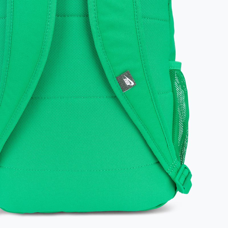 Nike Elemental 20 l stadiongrün/stadiumgrün/vintagegrün Kinderrucksack