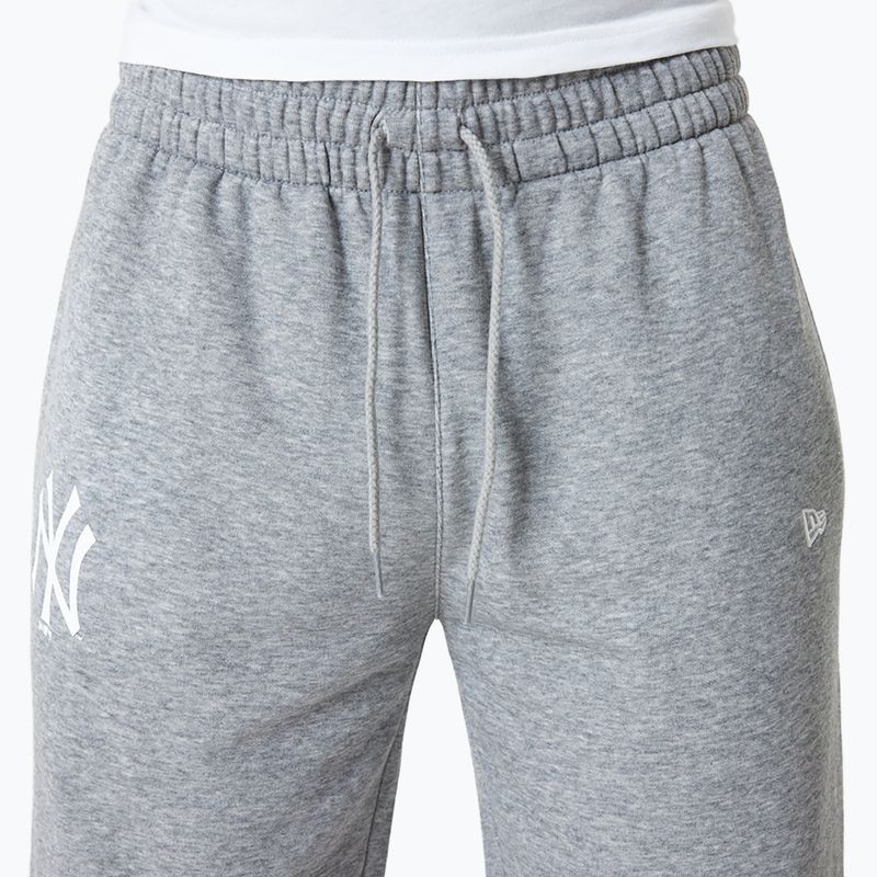 Herren New Era MLB Essentls Jogger New York Yankees grau med Hose 4