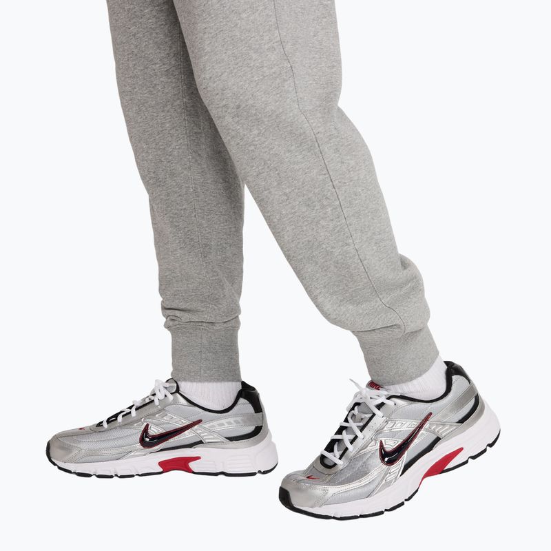 Herrenhose Nike Club French Terry Joggers dark grey heather/light smoke grey/white 7