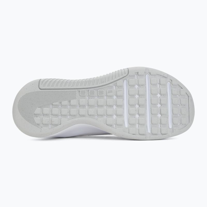 Damen Trainingsschuhe Nike MC Trainer 3 white/photon dust/metallic platinum 4