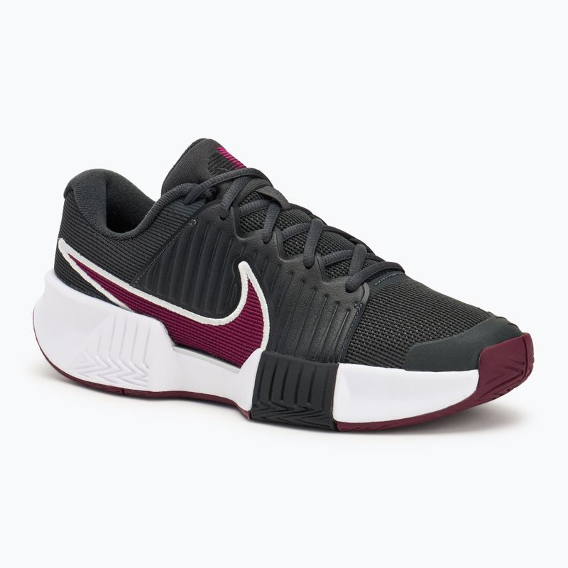 Tennisschuhe Herren Nike GP Challenge Pro dark smoke grey/ black/ photon dust/ sangria