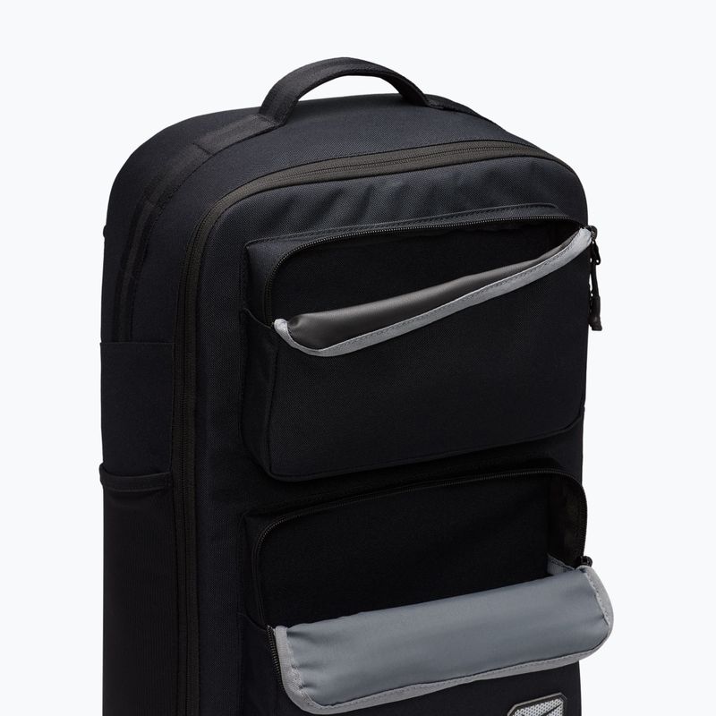 Cityrucksack Nike Utility Speed 27 l black/black/white 6