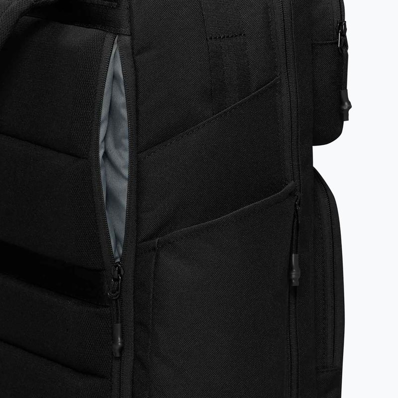 City-Rucksack Nike Utility Elite 37 l black/black/white 10