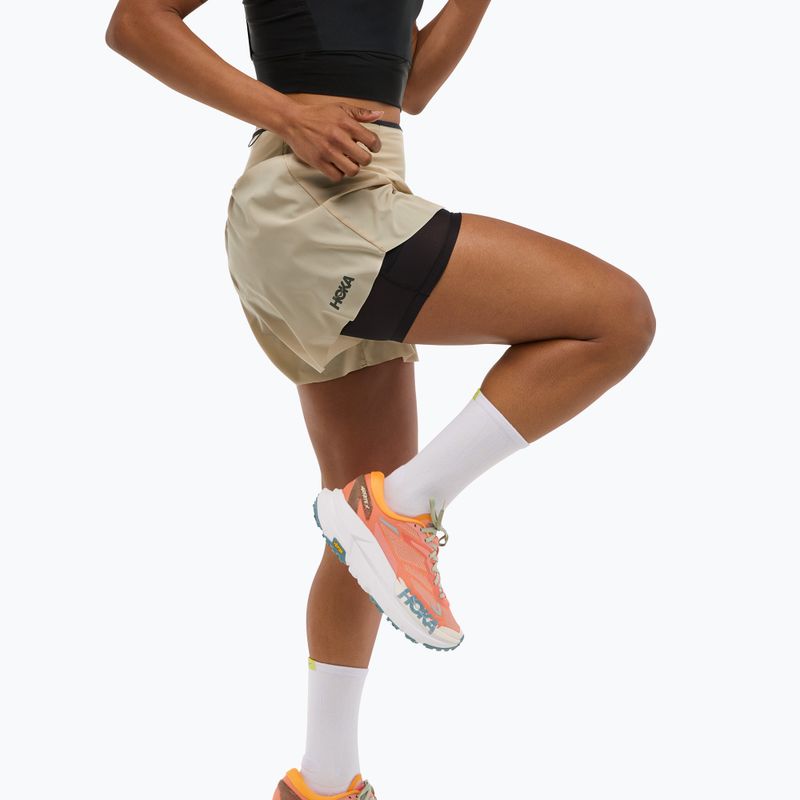 Laufshorts Damen HOKA Skyglide oatmeal 4